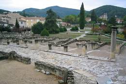 Die römischen Ausgrabungen in Vaison-la-Romaine
