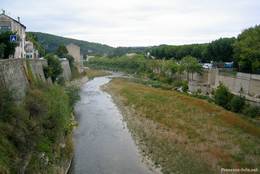 Der Fluss Ouvèze in Vaison-la-Romaine